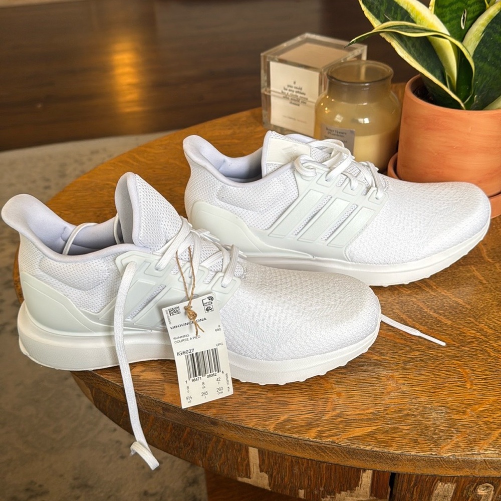Adidas UBOUNCE DNA Shoes - Women’s size 9.5